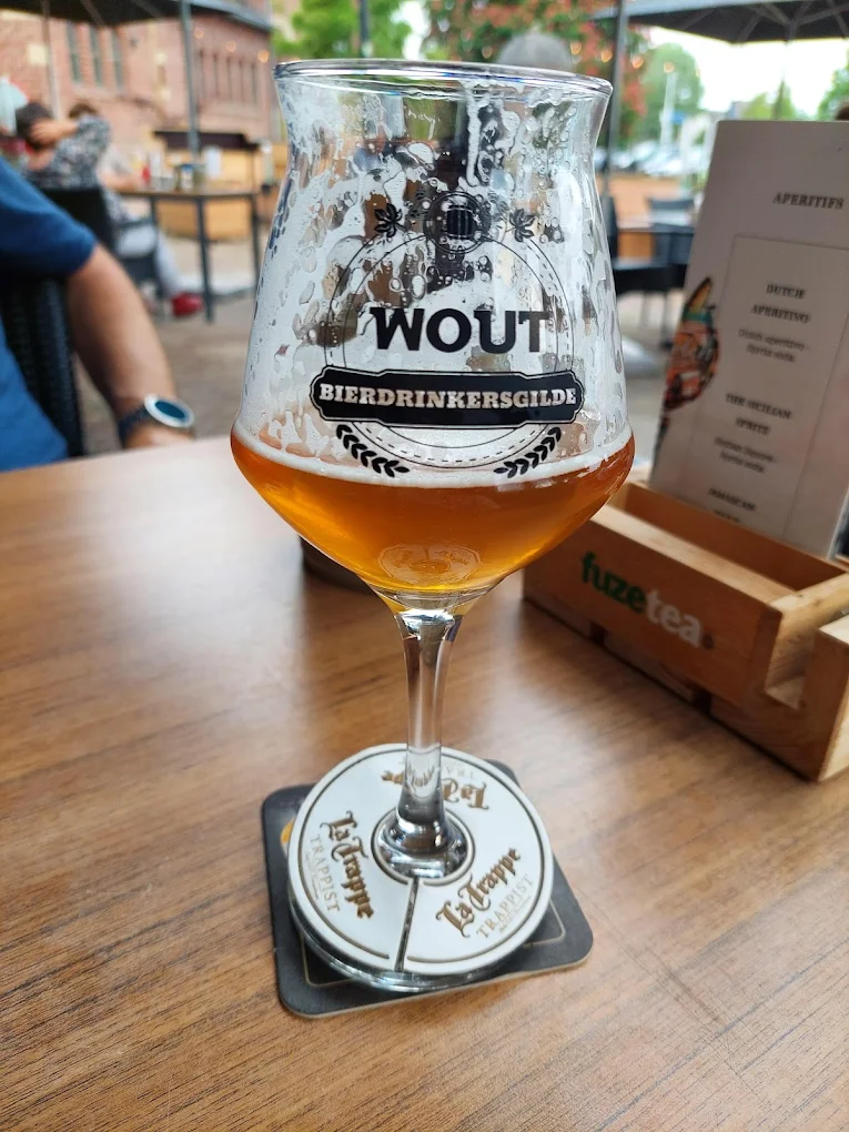 Craft bier van de tap bij Bij Wout